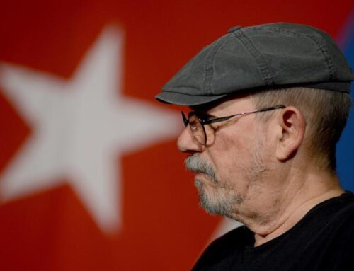 Kuba fei­ert den 76. Geburts­tag von Sil­vio Rodríguez